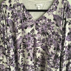 Long sleeve light sweater